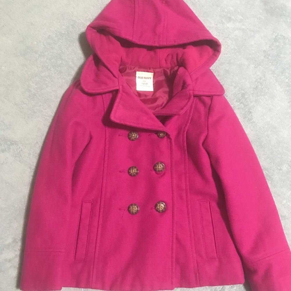 Nice girls coat pet and smoke free home